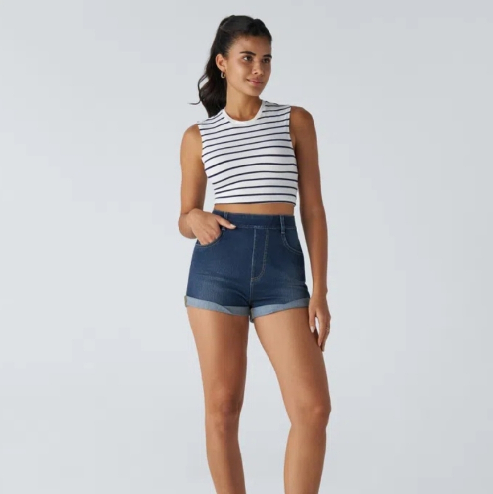 NWT HALARA FleX High Waisted Multiple Pockets Rolled Hem Stretchy (Size: S)